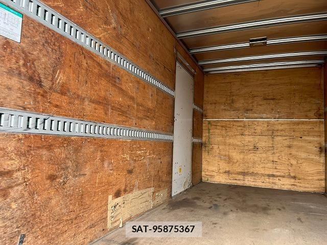 Mazda TITAN 2010-02 7964132-14