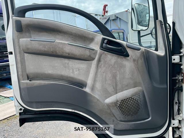 Mazda TITAN 2010-02 7964132-22