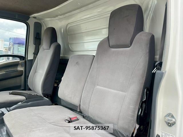 Mazda TITAN 2010-02 7964132-24