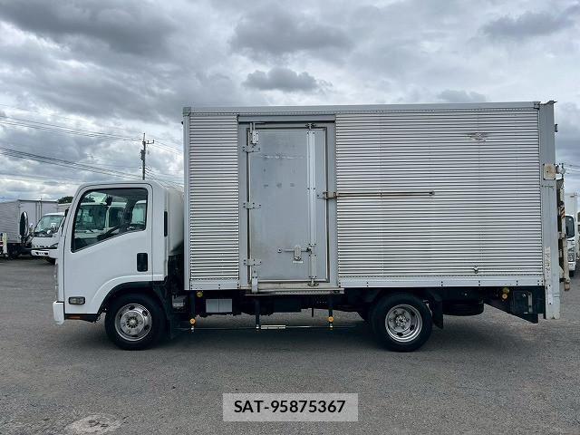 Mazda TITAN 2010-02 7964132-8