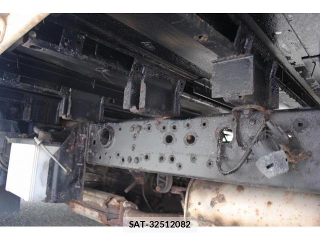 Mazda TITAN 2004-11 7964133-17