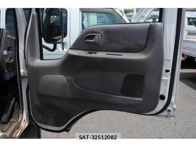 Mazda TITAN 2004-11 7964133-24
