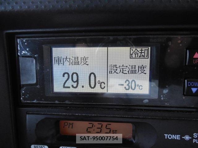 Mazda TITAN 2014-12 8038778-12