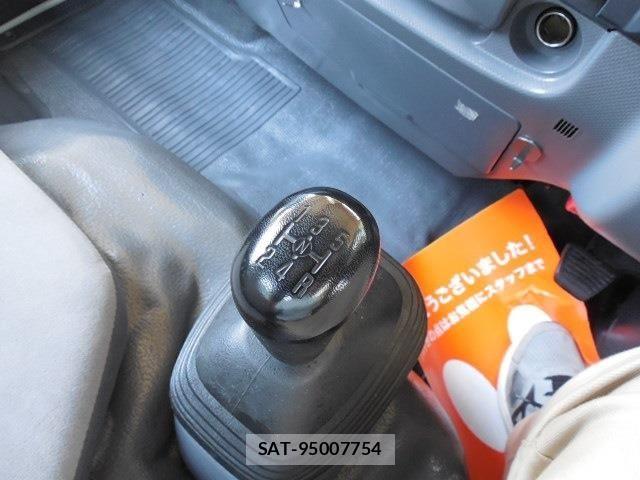 Mazda TITAN 2014-12 8038778-18