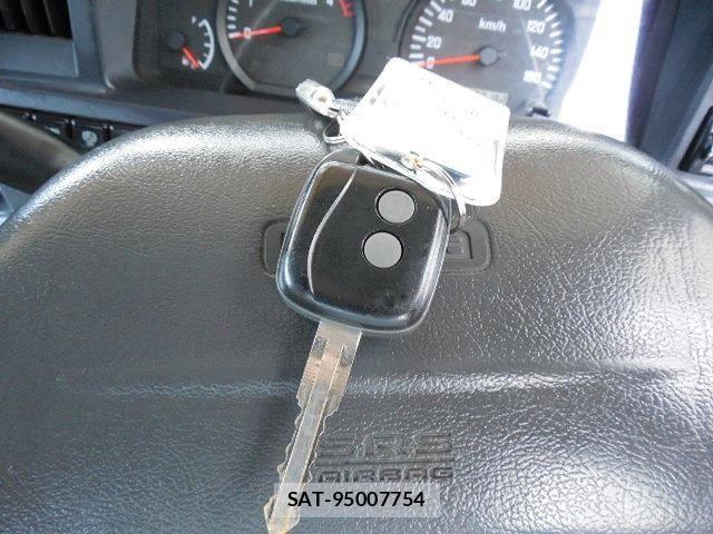 Mazda TITAN 2014-12 8038778-19