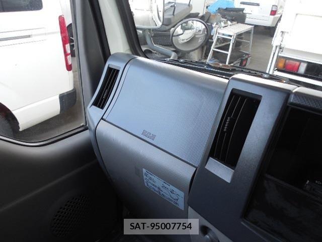 Mazda TITAN 2014-12 8038778-20