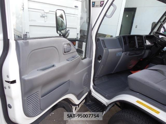 Mazda TITAN 2014-12 8038778-21