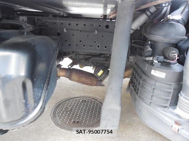 Mazda TITAN 2014-12 8038778-26