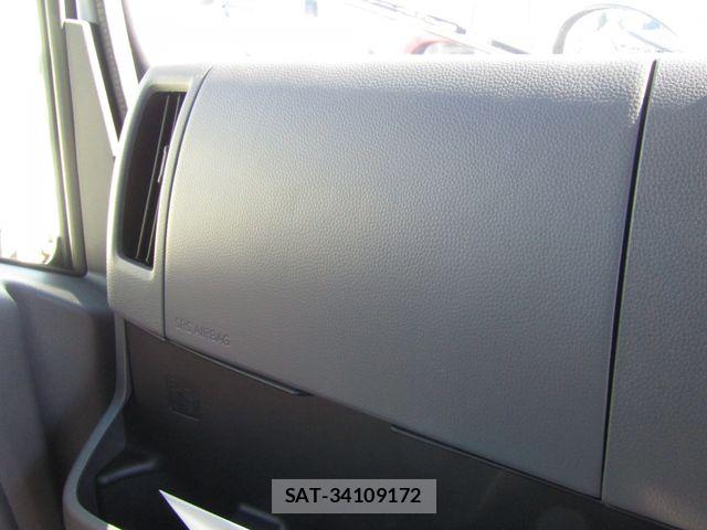 Mazda TITAN 2026-06 8038770-27