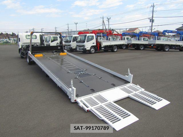 Mazda TITAN 2026-06 8038771-9