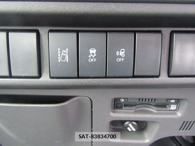 Mazda TITAN 2026-06 8038772-20