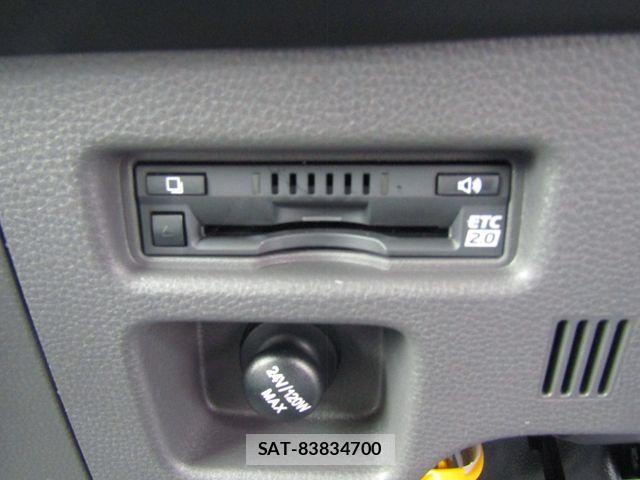 Mazda TITAN 2026-06 8038772-24