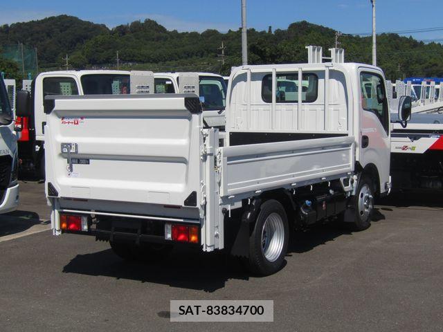 Mazda TITAN 2026-06 8038772-4