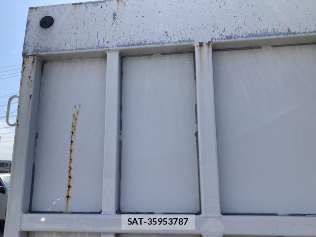 Mazda TITAN 2022-04 8075935-18