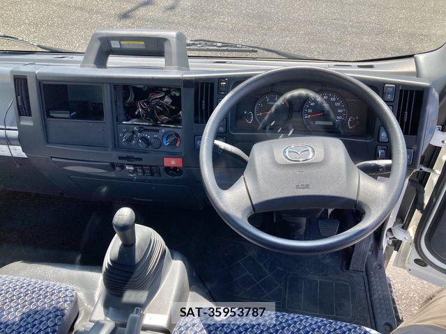 Mazda TITAN 2022-04 8075935-8