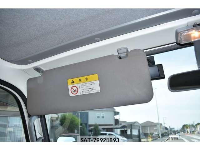 Mazda TITAN 2016-07 8102311-25