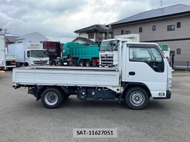 Mazda TITAN 2023-02 8159388-5