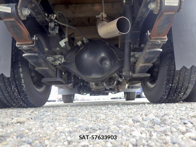 Mazda TITAN 2021-05 8232157-20
