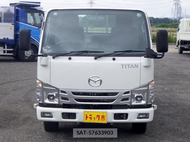 Mazda TITAN 2021-05 8232157-2