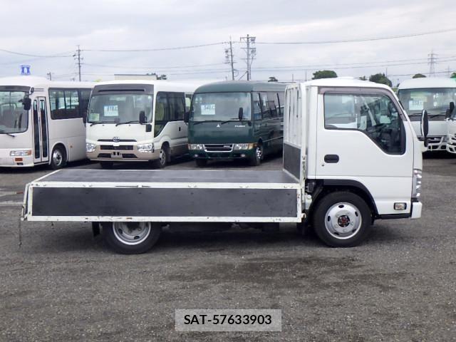 Mazda TITAN 2021-05 8232157-6