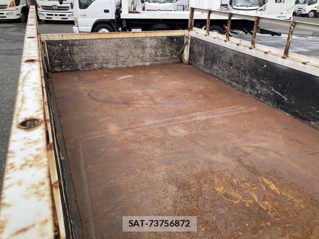 Mazda TITAN 2014-06 8246949-12
