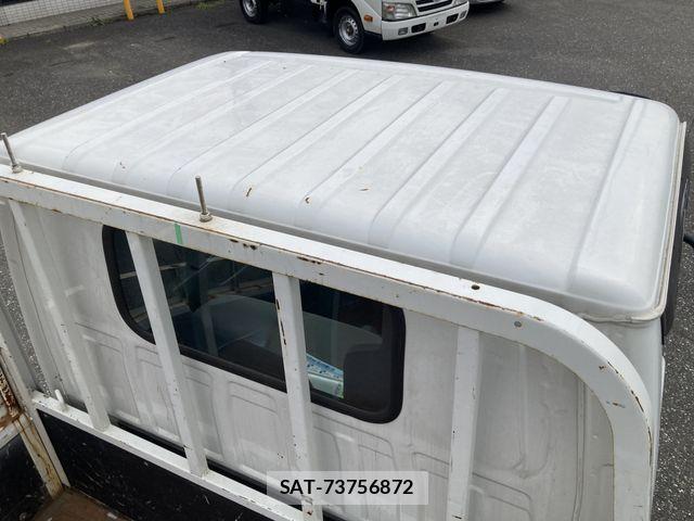 Mazda TITAN 2014-06 8246949-15