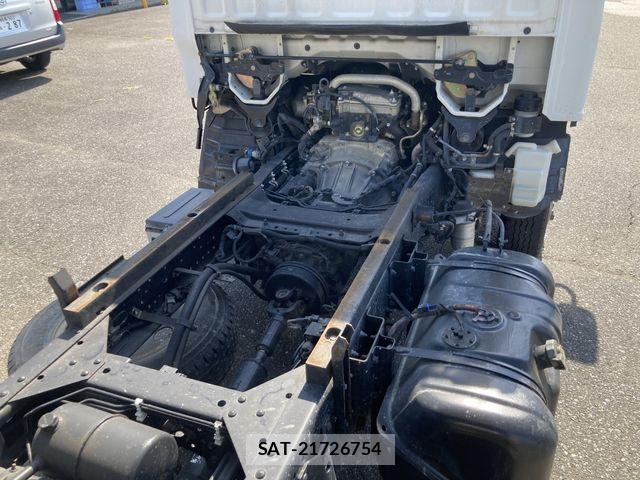 Mazda TITAN 2006-06 8246951-8