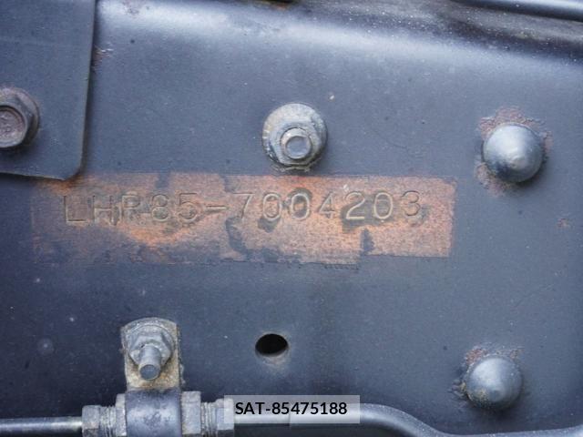 Mazda TITAN 2013-11 8246950-18