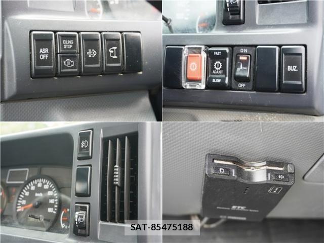 Mazda TITAN 2013-11 8246950-24