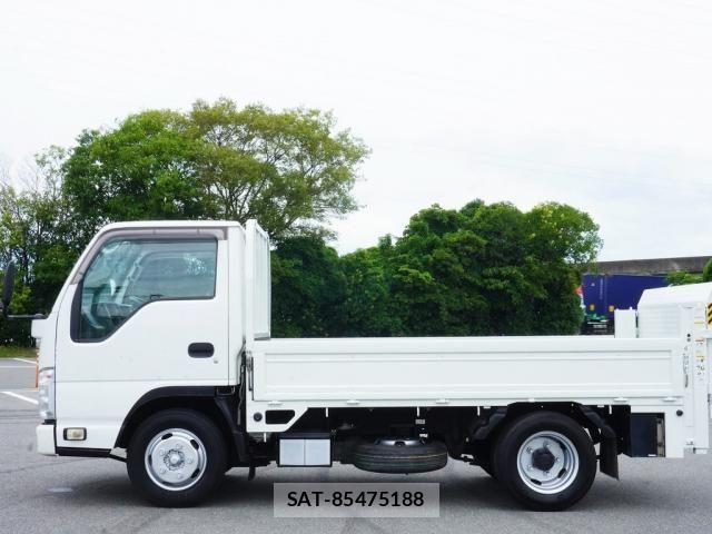 Mazda TITAN 2013-11 8246950-8