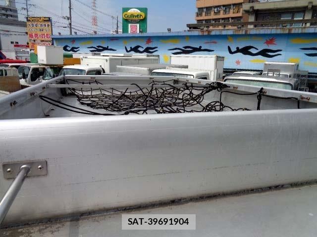 Mazda TITAN 2013-06 8246952-13