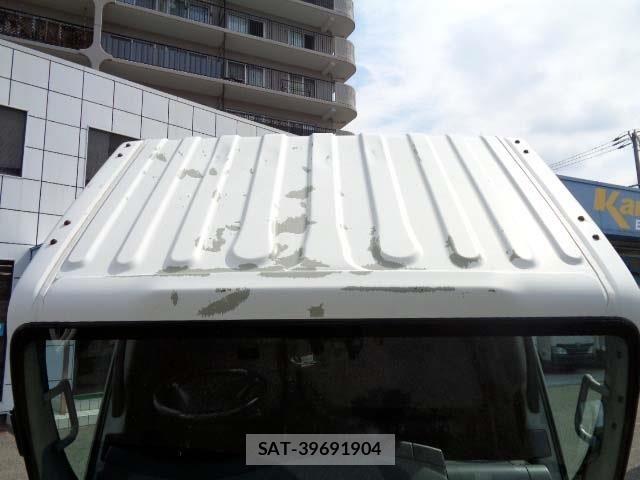 Mazda TITAN 2013-06 8246952-22