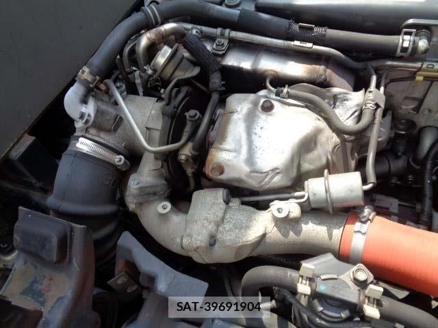 Mazda TITAN 2013-06 8246952-24