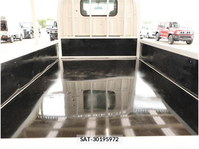 Mazda TITAN 2019-05 8317675-14
