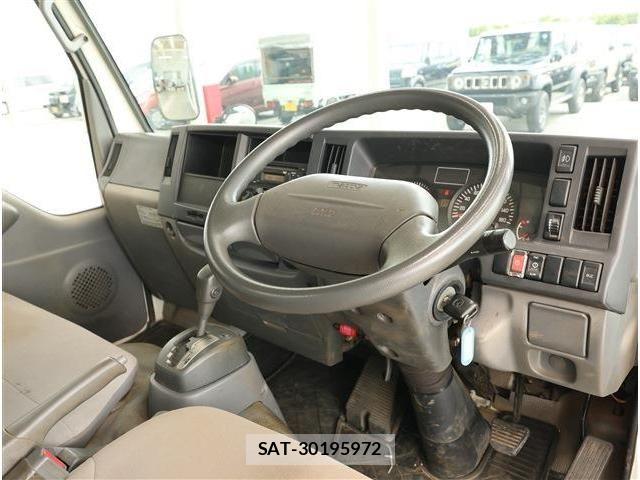 Mazda TITAN 2019-05 8317675-1