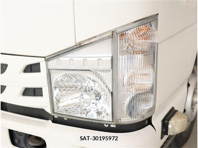 Mazda TITAN 2019-05 8317675-22
