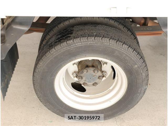 Mazda TITAN 2019-05 8317675-5
