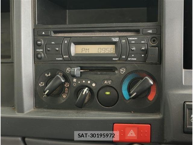 Mazda TITAN 2019-05 8317675-8