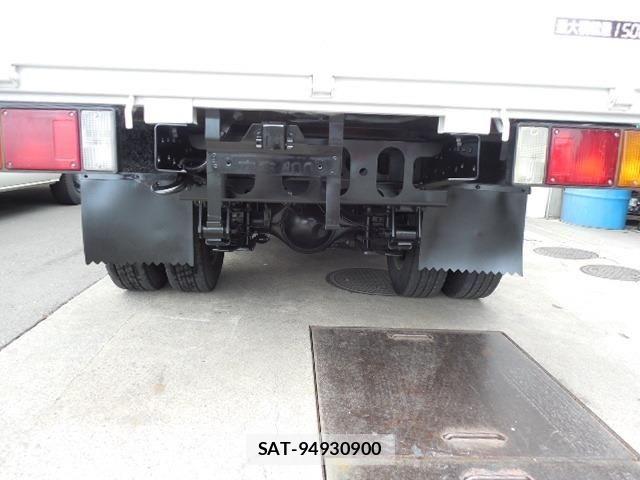 Mazda TITAN 2013-05 8317676-11