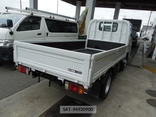 Mazda TITAN 2013-05 8317676-4