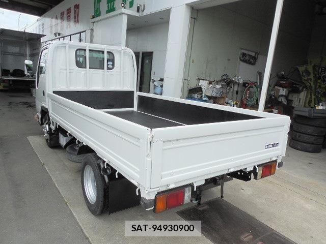 Mazda TITAN 2013-05 8317676-6
