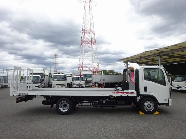 Mazda TITAN 2026-03 8332072-11