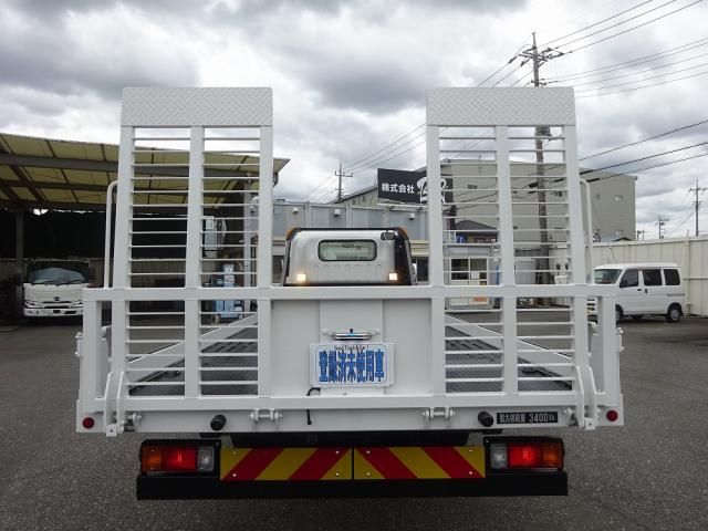Mazda TITAN 2026-03 8332072-4