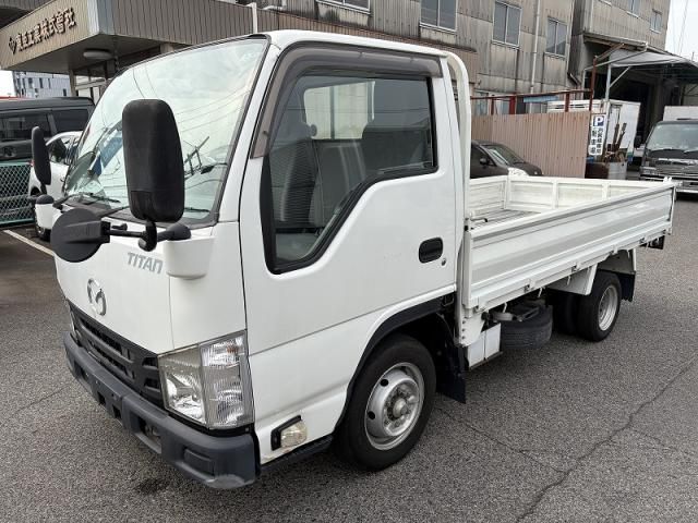 Mazda TITAN 2016-03 8332074-18