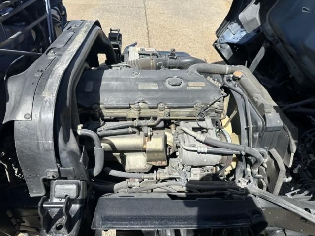 Mazda TITAN 2005-09 8332073-18