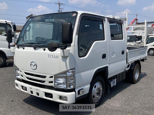 Mazda TITAN 2020-03 8355788-1