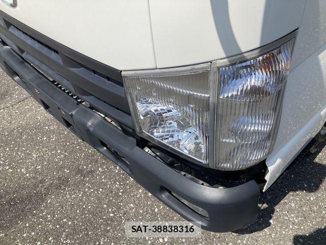 Mazda TITAN 2008-04 8355791-13