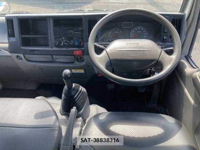 Mazda TITAN 2008-04 8355791-7