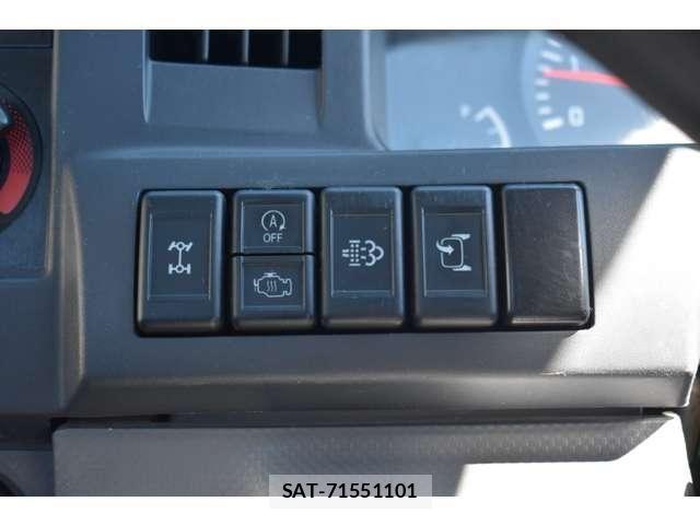 Mazda TITAN 2017-06 8369432-15