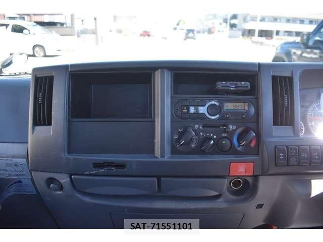 Mazda TITAN 2017-06 8369432-20